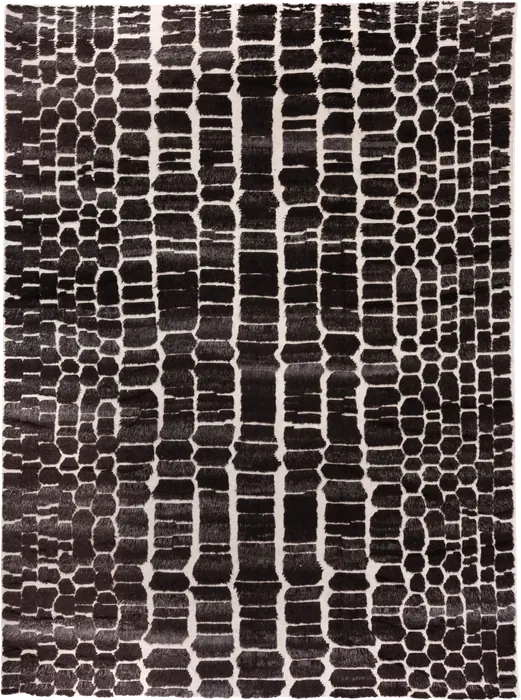 No. 92099 II black-and-ivory crocodile-scale patterned rug